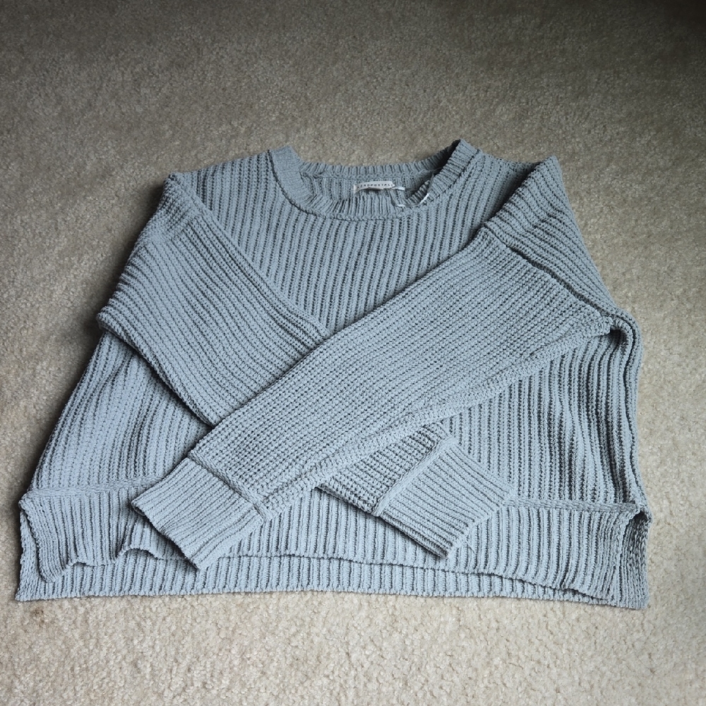 Aeropostale Gray Crew Neck Sweater with Ribbed Knit
